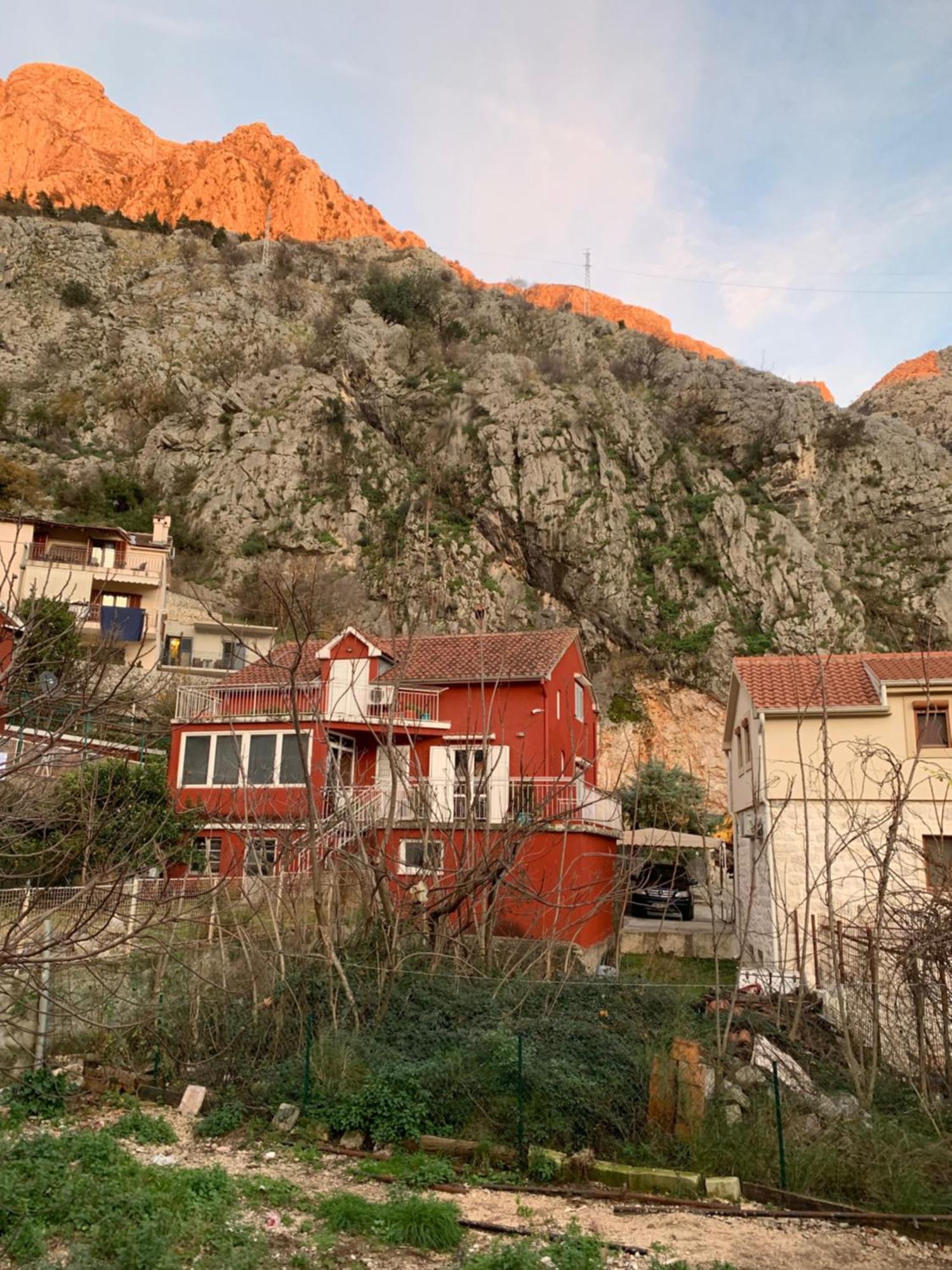 Viktor Rooms Kotor Phòng bức ảnh